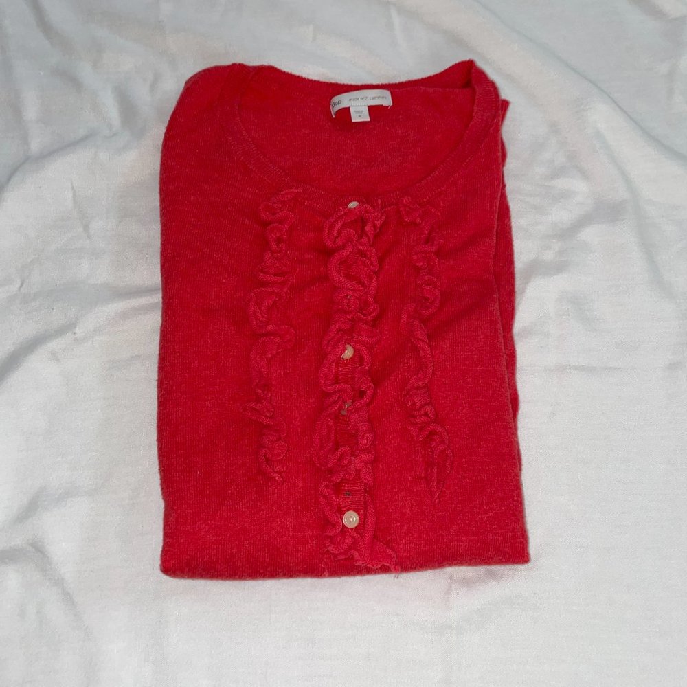 Red Ruffled Cashmere-blend Lightweight Sweater. - Picture 2 of 10